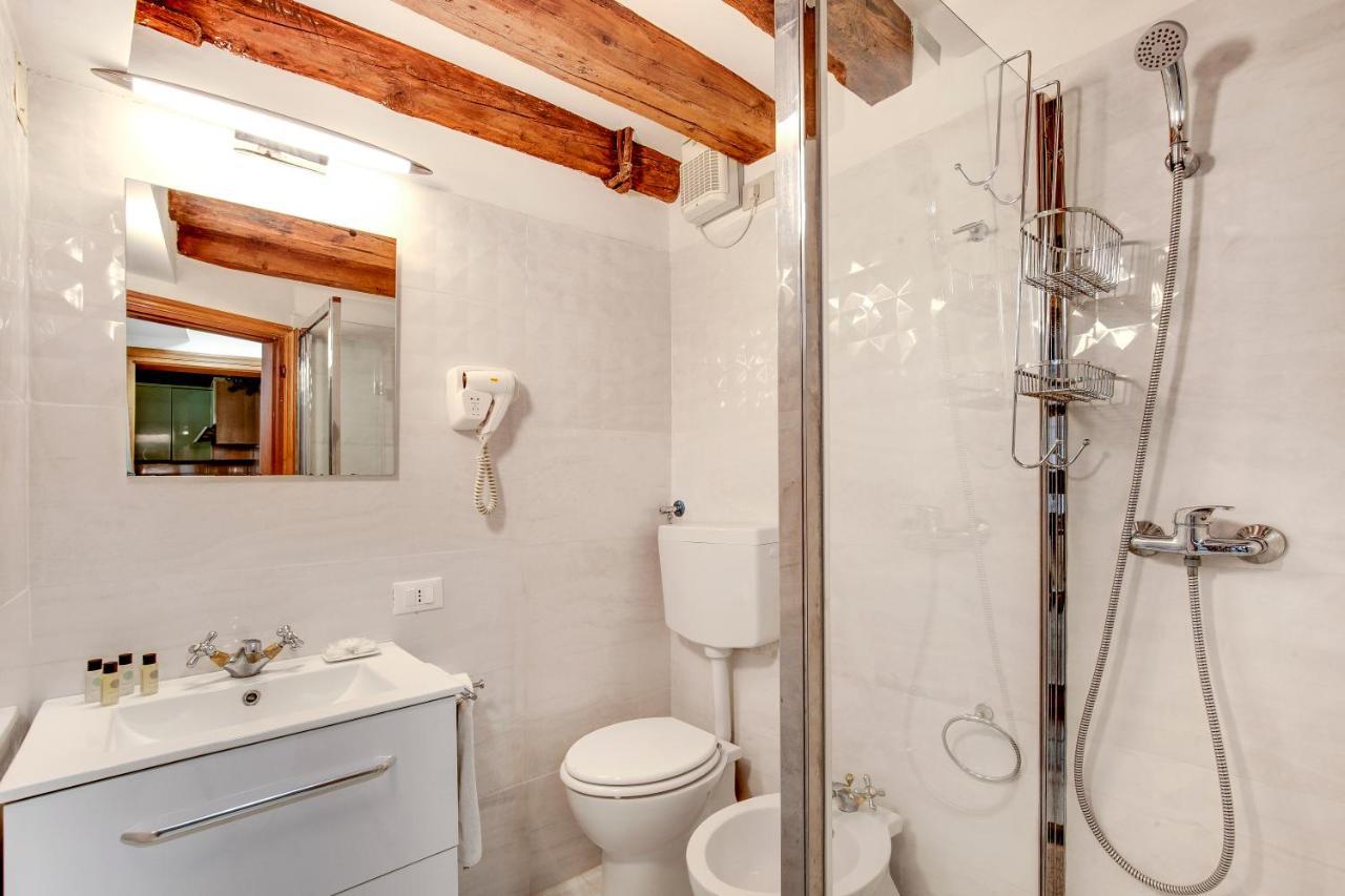 Smeraldo Apartment Loc-03081 Velence Kültér fotó